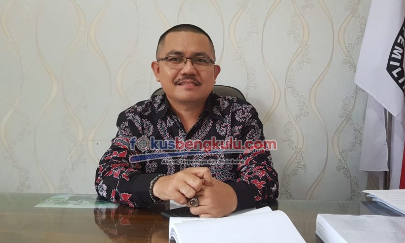 Ketua Komisi Pemilihan Umum (KPU) Kabupaten Lebong Yoki Setiawan SSos